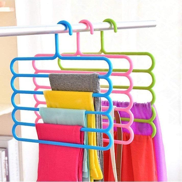 Pack up 5 Layer A multi-layer hanger is a versatile storage solution designed to maximize space in closets